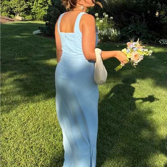 Elegant Blue Sleeveless Maxi Dress - Picture 2 of 6